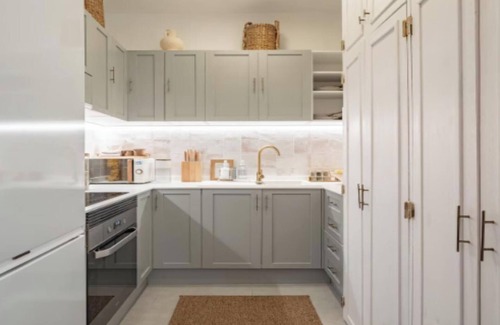 Eixample Apartment | Elegant Apartment Steps from Passeig de Gràcia
