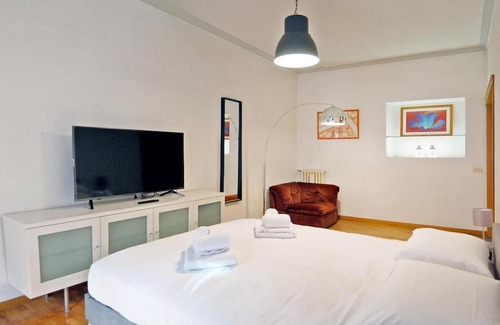 Rione XVI Ludovisi Apartment | Elegant Apartment Via Veneto by Varental