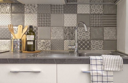 Trieste City Centre Apartment | Elegant apartment★Near the station★Grey★Free Wifi