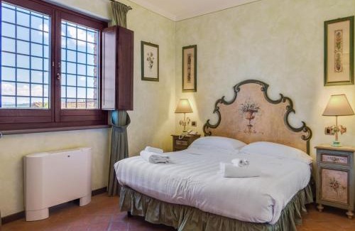 Canalicchio House | Elegant apartments in Resort with swimming pool set in nature