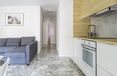 Santiago y Zaraiche Apartment | Elegant Apt. p/6 in the Center of Murcia w/Wifi