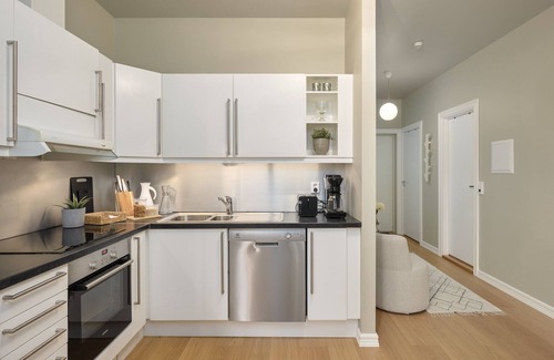Bergen City Centre Condo | Elegant Bergen City Center Apartment - Ideal