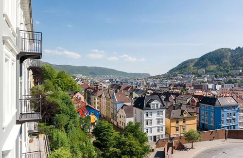 Bergen City Centre Condo | Elegant Bergen City Center Apartment - Ideal