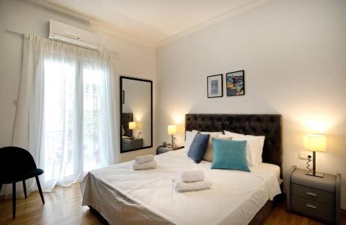 Pangrati Apartment | Elegant Big Apartment in Athens Center With Balcony