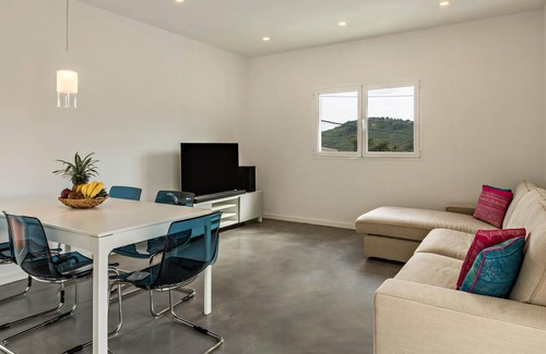 Santa Brigida Ski Chalet | Elegant Chalet "Casa del Monte" with Wi-Fi, Terrace & Garden