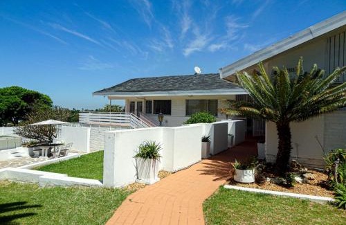 Bellville House | Elegant City Guest House