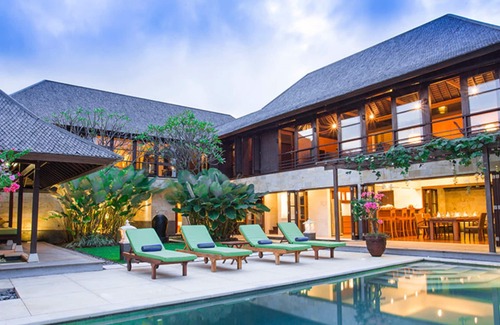 Ketewel Villa | Elegant Coastal Villa with Jacuzzi – Bali Villa 1111