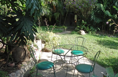 Panajachel House | ELEGANT COMFORT AND GARDEN PARADISE IN PANAJACHEL WITH MAYAN SAUNA AND SECURITY!