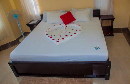Syokimau House | Elegant Comfy Rooms- JKIA