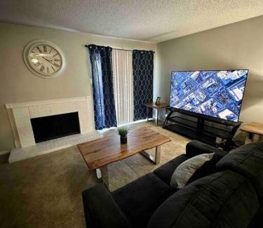 North Arlington Apartment | Elegant, cozy Beautiful trails