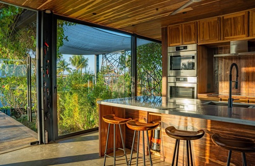 Placencia Villa | Elegant dog-friendly coastal retreat with terrace, Wi-Fi and private pool