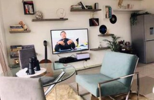 Durban Central Business District Apartment | Elegant Durban Harbor View Bnb
