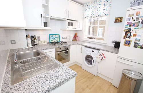 Warwick Apartment | Elegant flat in Pimlico, close to Warwick Square