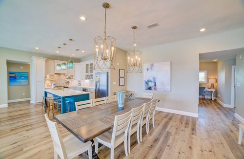 Villa Primera House | Elegant Gulf-Front Home with Stunning Views and Modern Design!