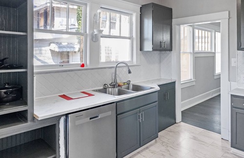 Florence House | Elegant Historic Home w/Modern Touch in Florence