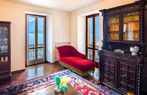 Consiglio di Rumo House | Elegant Holiday Home with Lake Como View, Wi-Fi and Air Conditioning