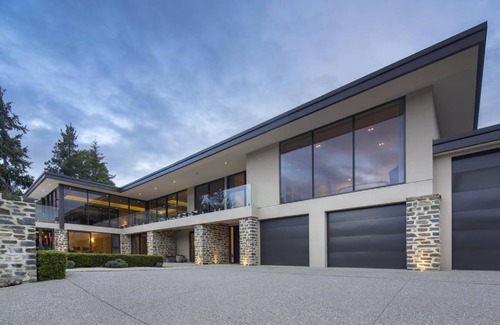Kelvin Heights House | Elegant House - Kelvin Heights