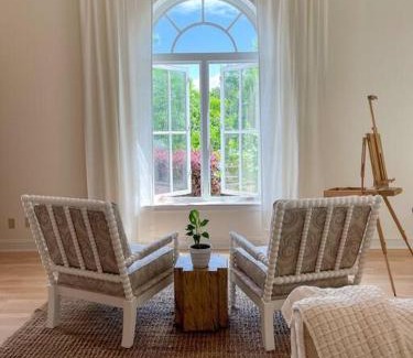 Bryson City Villa | Elegant Italian Villa Smoky Mountain National Park