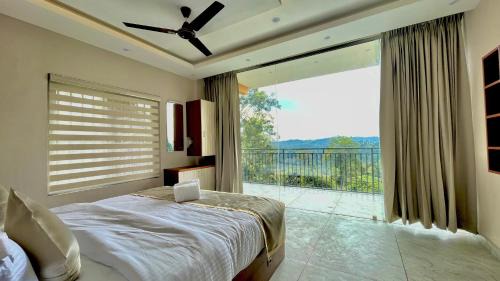 Kalpetta House | Elegant Mountain Resort