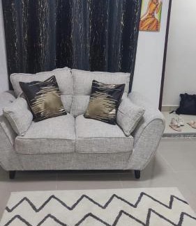 Nairobi West Apartment | ELEGANT NEWLY FURNISHED STADEVIEW SUITEs