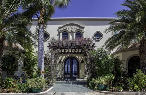Sea Rocks Villa | Elegant Oceanfront Villa
