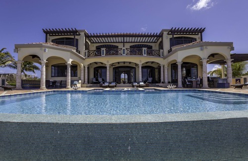 Sea Rocks Villa | Elegant Oceanfront Villa
