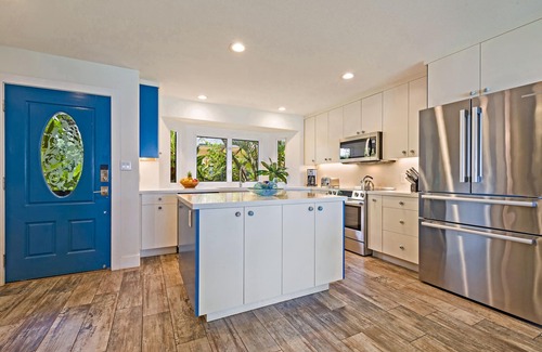 Downtown Lahaina House | Elegant Oceanfront – Beautiful Remodel - Puamana 254-1.