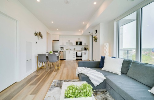 Kitchener Condo | Elegant Open-Concept Condo in Downtown Kitchener-Waterloo