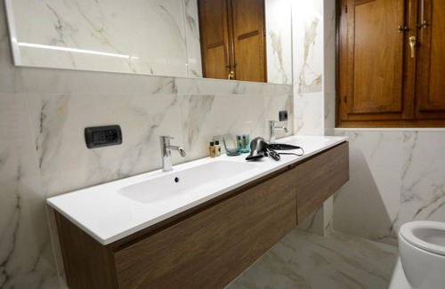 Rome City Centre Apartment | Elegant Prefetti Home