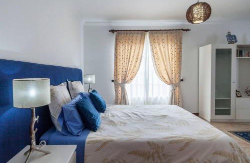 Caloura House | Elegant residence with jacuzzi in Agua De Pau