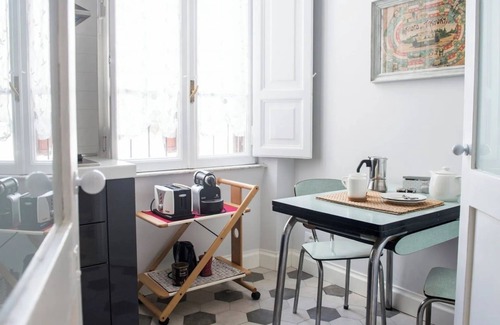 Rome City Centre Apartment | Elegant Roman Apartment with Rooftop Access & Landmark Views