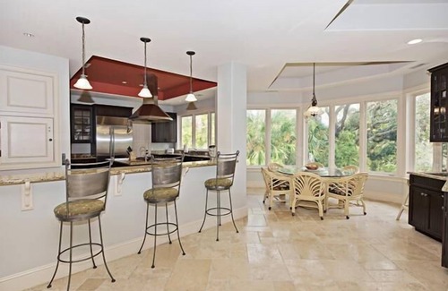 Oceanside House | Elegant & spacious 5-Bdrm home w/private pool & spa, steps to beach