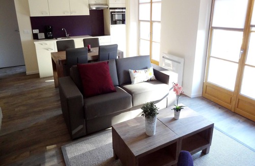 Montbrun-les-Bains Apartment | Elegant Stay at Château Spa