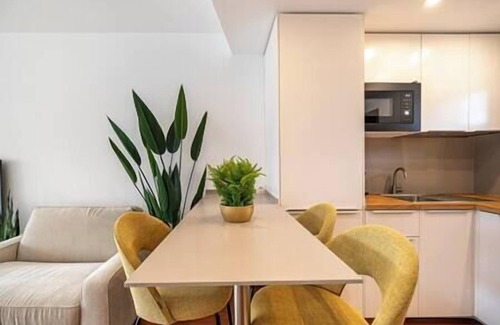 Urbanizacion Pinos Verdes Apartment | Elegant Studio with Balcony, Pool & Parking