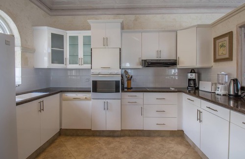 Westmoreland Villa | Elegant Three Bedroom Villa in Forest Hills