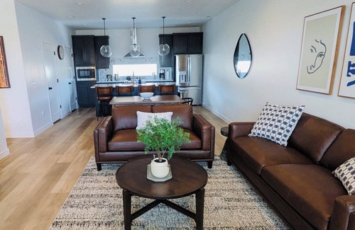 Mountain Green House | Elegant Townhome with Stunning Mountain Views - Near Snowbasin Resort!