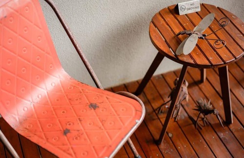 Coburg North House | Elegant Townhouse in Coburg North with parking