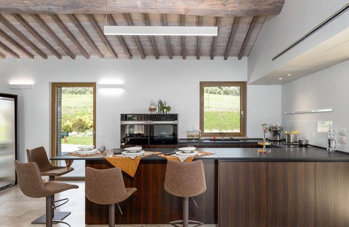 Volterra Villa | Elegant Tuscan Villa with Pool