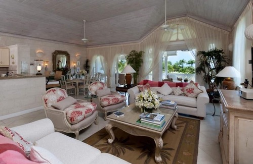 Westmoreland Apartment | Elegant Two Storey, Two Bedroom Townhouse
