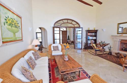 Atlanterra Apartment | Elegant viIIa with panoramic views