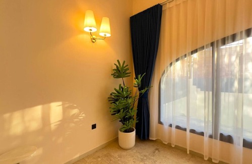 Al Danah Villa | Elegant Villa in Al Danah - Perfect for Relaxation