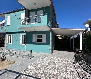 Kusadasi Villa | Elegant Villa in Kuşadası 5 Min Walk to Sea & Center