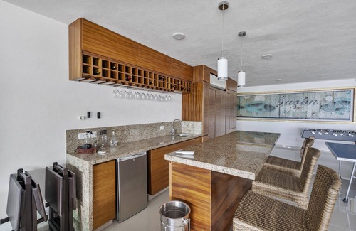 Bahia de Banderas Villa | Elegant Villa w/Pool, Beach, Chef & Padel Court