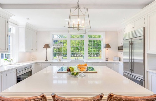 Bridgehampton House | Elegant Water Mill retreat with heated pool, terraces, and timeless.