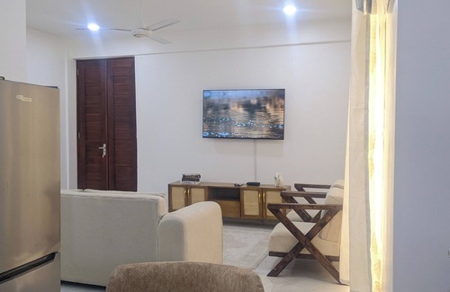Zanzibar Town Apartment | Elegant Zanzibar Apartment in Central Location