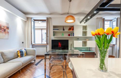 Rione III Colonna Apartment | Elegantis Purificazione Suite Apartment