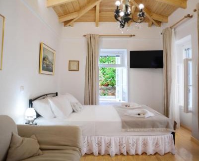 Poros Villa | Elena's Island House