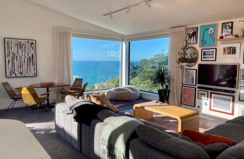 St. Clair Villa | Elevated architectural home with stunning sea views