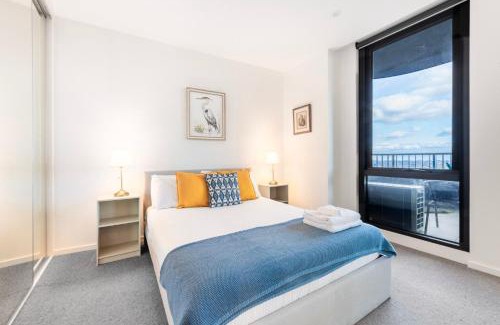 Heidelberg Heights Apartment | Elevated Escape - 2BR w Gym & Rooftop Spa