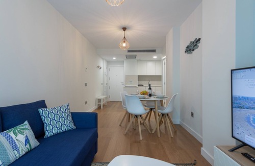 Las Palmas de Gran Canaria Ski Chalet | Eli Canteras - Park & Airco By CanariasGetaway